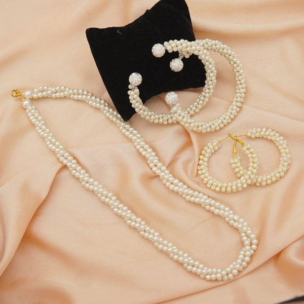 Women Pearl Elegant Jewelry Set